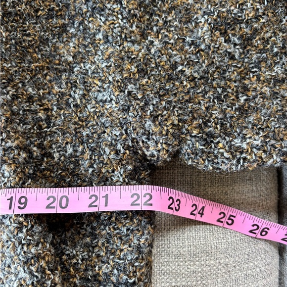 Weave of the Irish Handwoven Wool Sweater Wrap Shawl Cardigan - Picture 12 of 13